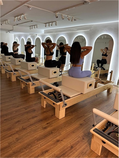 גלריה -  WE ACADEMY